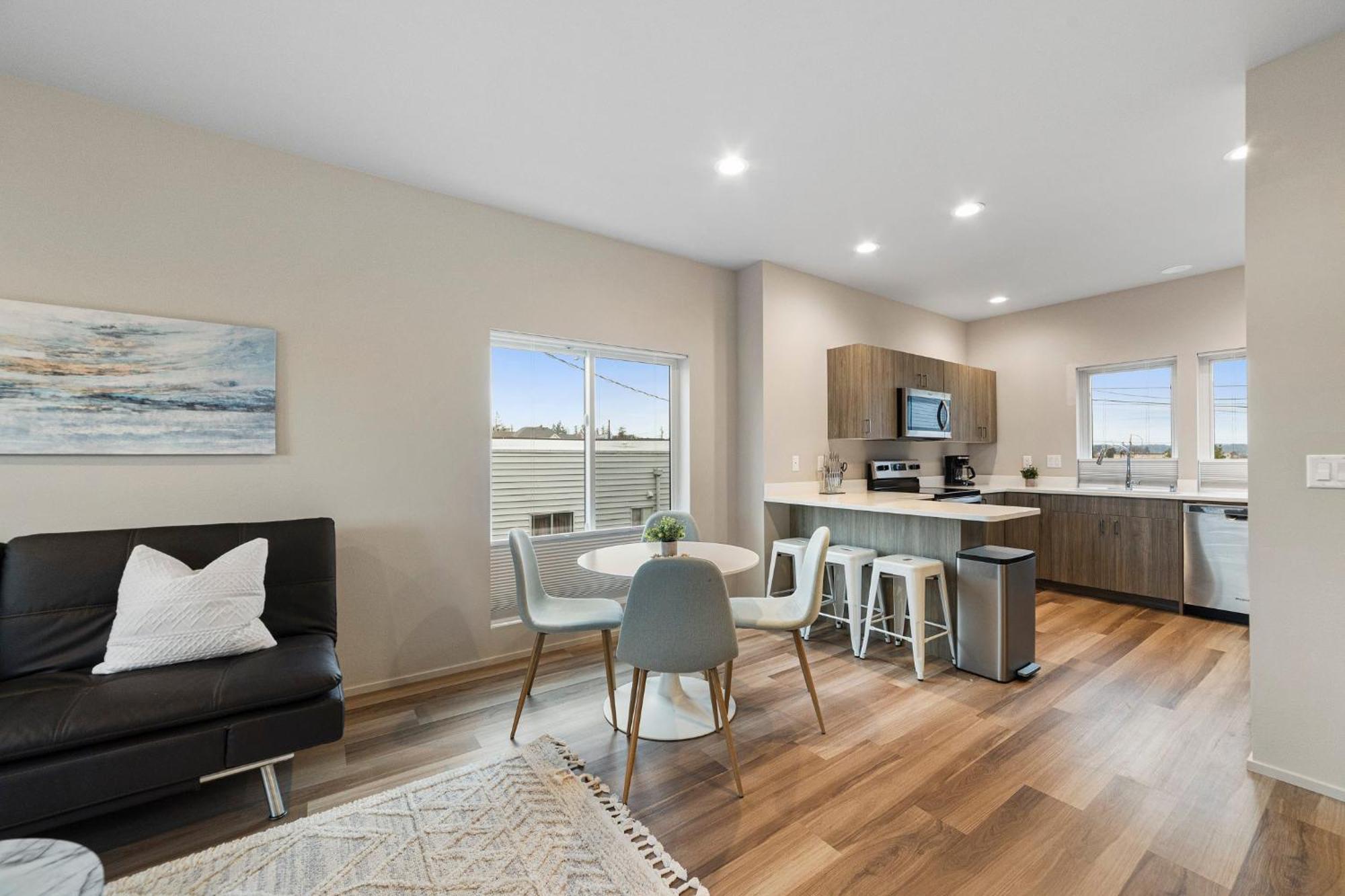 Brand New Fully Updated Condo 918 In Anacortes Bagian luar foto